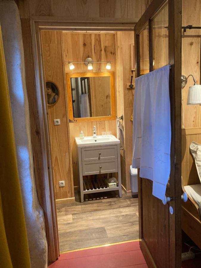 La Cour Secrete Apartment Динан Екстериор снимка